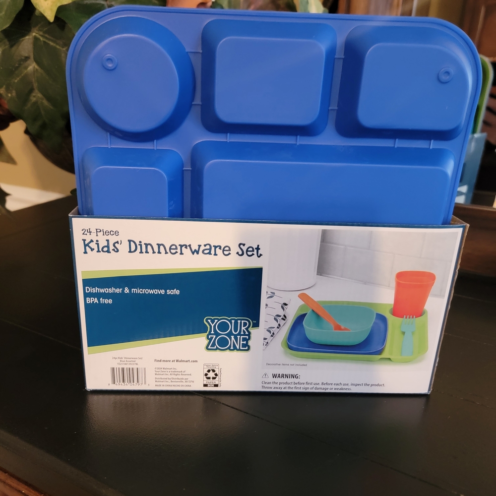 Vibrant Kids' Dinnerware Set - Picture 4 of 5